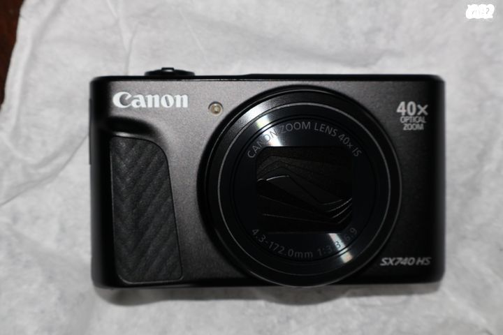 CANON SX740
