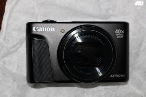 CANON SX740
