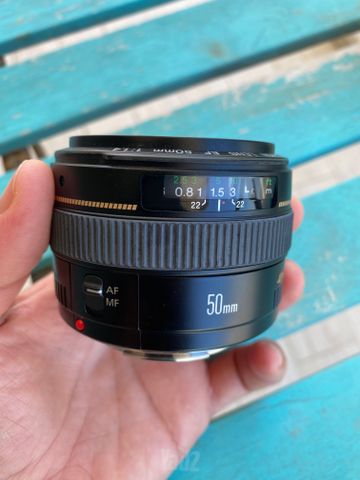 Canon EF 50mm f/1.4 USM