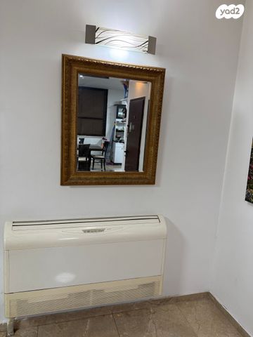 מראה יפה ויוקרתית לתליה
