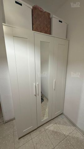ארון בגדים
