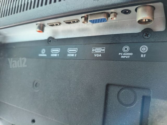 Fujicom 40'' טלוויזיה