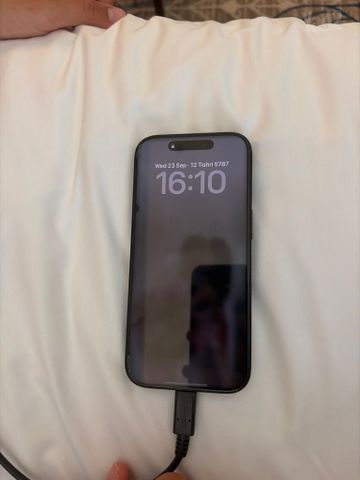 אייפון 16 פרו