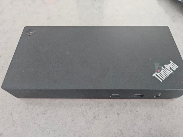 תחנת עגינה Lenovo