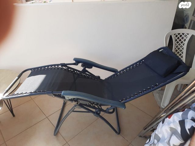 ‏כיסא מתקפל