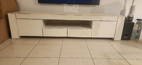 מזנון מעץ מלא