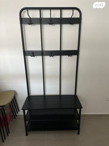 מתלה מעילים