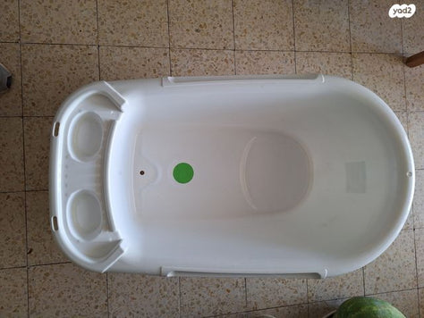 אמבטיה לתינוק