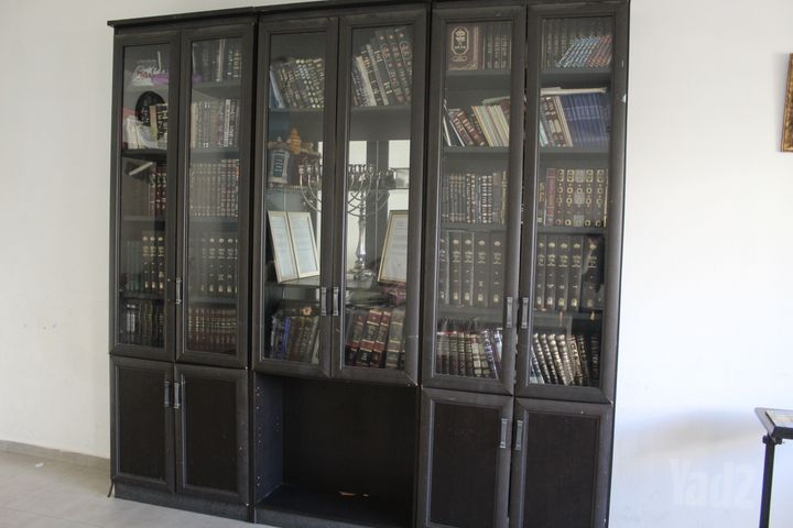סיפריה לסלון