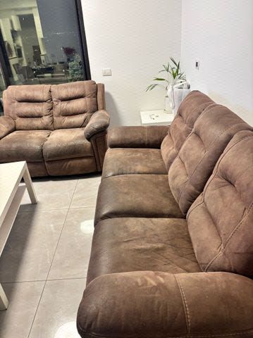 סלון 3+2 בצבע חום