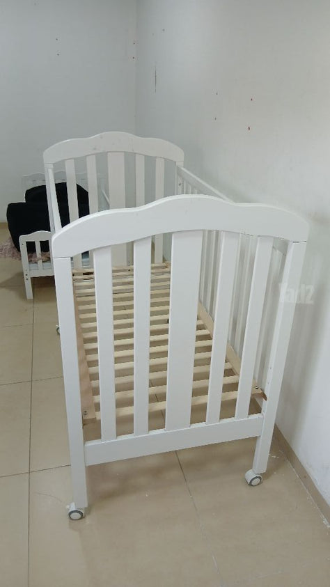 מיטת תינוק