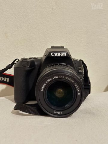 Canon EOS 250D מצלמת