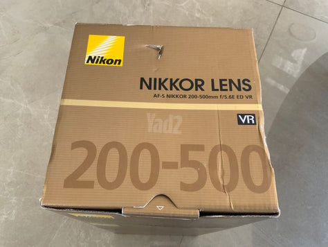 עדשת nikon 200-500 5.6 ED
