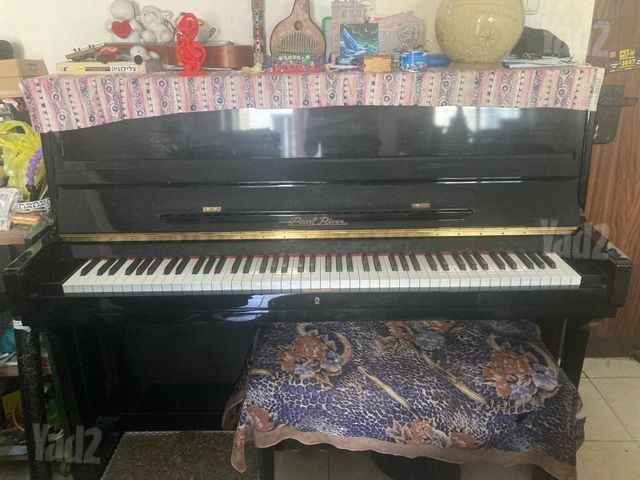 פסנתר Pearl River כמו חדש