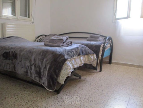 מיטות נשלפות
