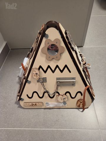 פירמידת הקסם