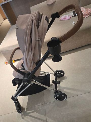 עגלה cybex