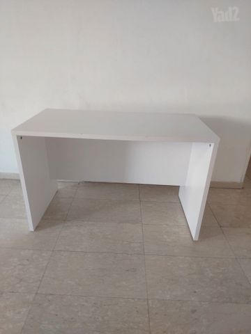 שולחן כתיבה