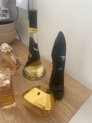 בשמים לאשה