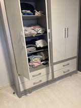 אהרון וספריה