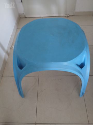 שולחן לילדים