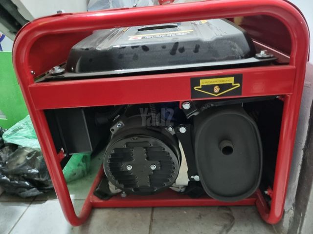 גרנרטור