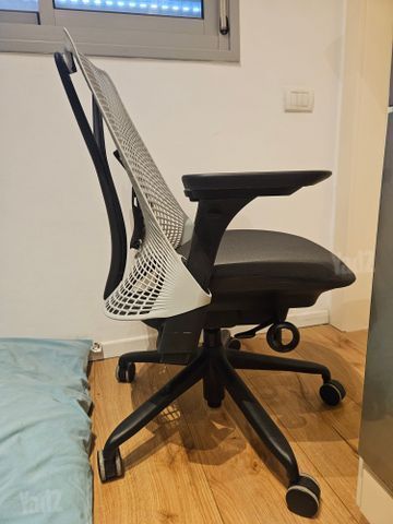 כיסא Herman Miller Sayl