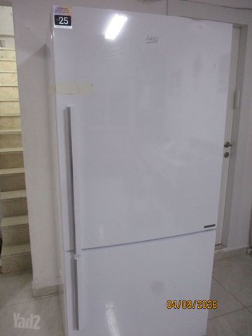 מקרר בקו שבועיים בשימוש