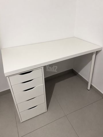 שולחן כתיבה