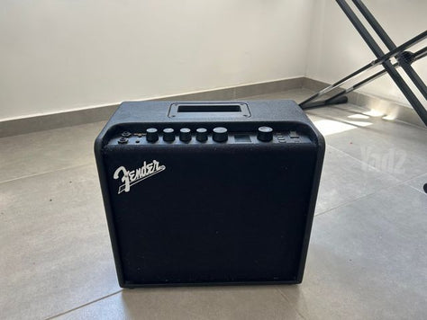 Fender Mustang LT25