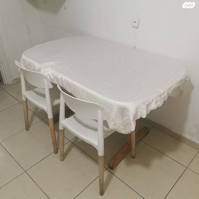 שלחן