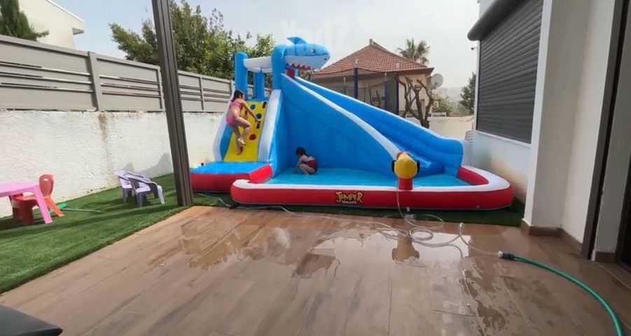 מתנפח מים