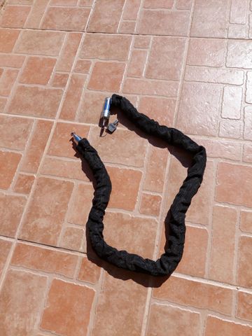 שרשרת מנעול