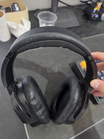 אוזניות Razer Barracuda Pro