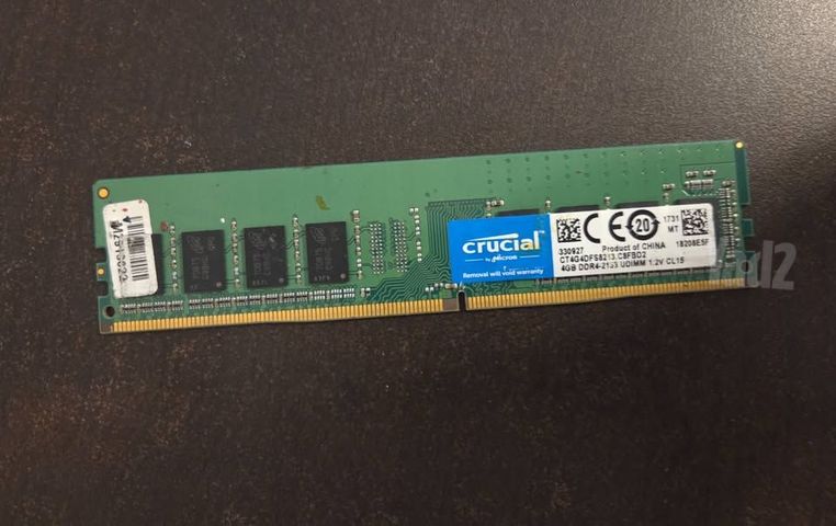 כרטיס זכרון DDR4 4GB