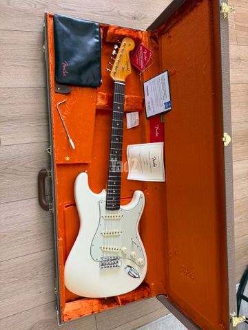 Fender Vintage II 61