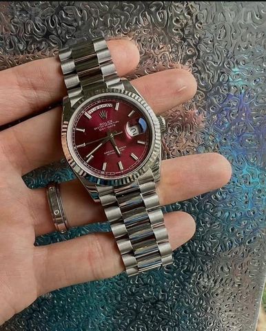 שעון יד "רולקס" DAY-DATE