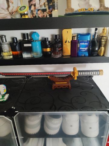 לגו חרב ומעמד
