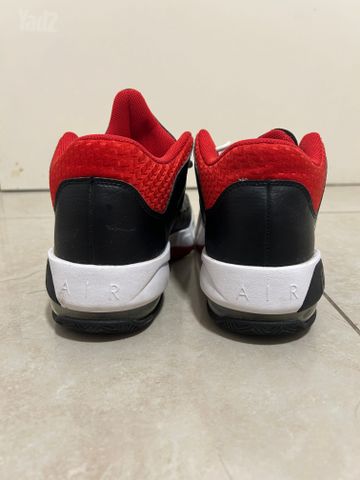 Nike Jordan aura 3 max