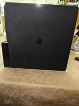 Sony playstation 4 slim