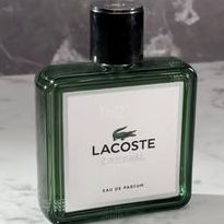 בושם של lacoste