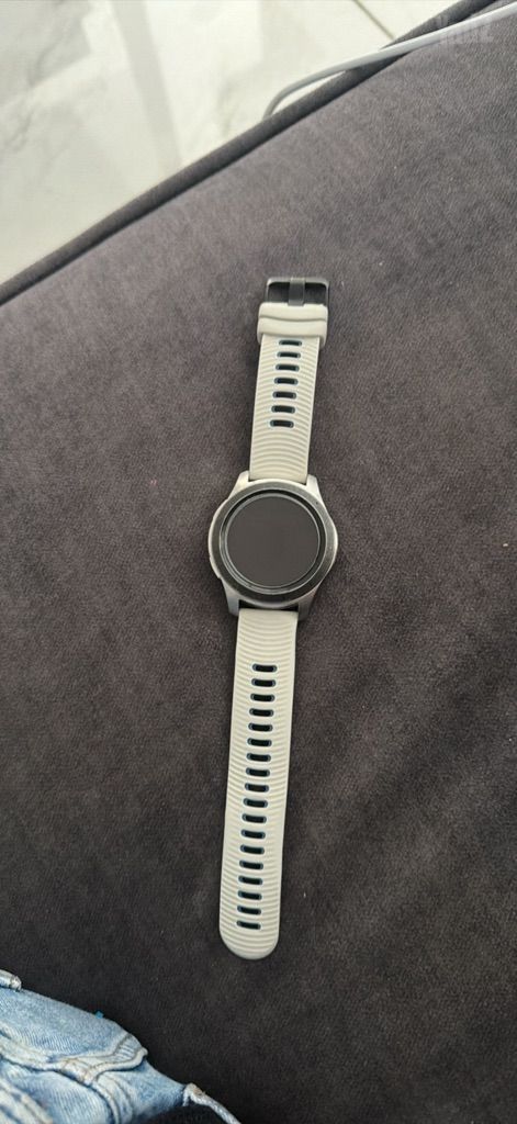 Samsung sm-r800
