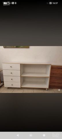 שידה למסירה בחינם מרמת גן