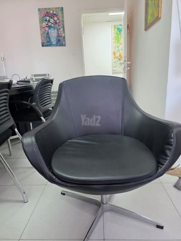 כורסאות אירוח