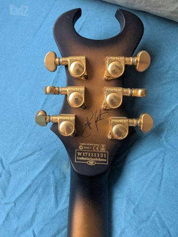 Schecter Synyster Custom-S