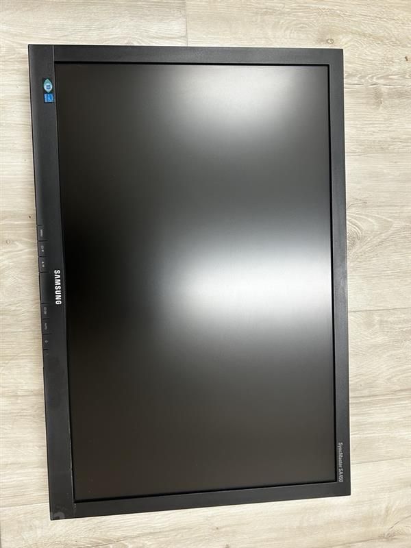 2012 "24 מסך מחשב SA450