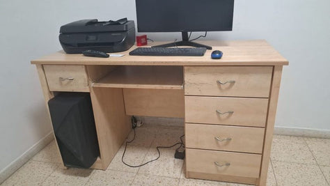 שולחן מחשב