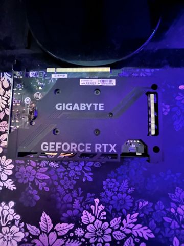 Gigabyte RTX 4060 Windforce OC