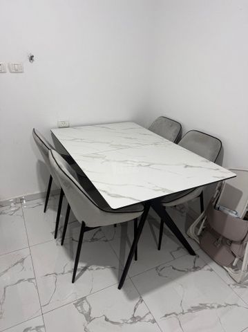 פינת אוכל 1.40