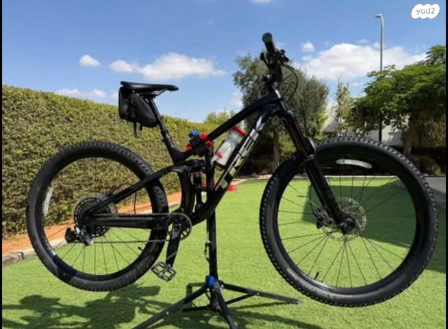 2022 TREK FUEL EX 9.7